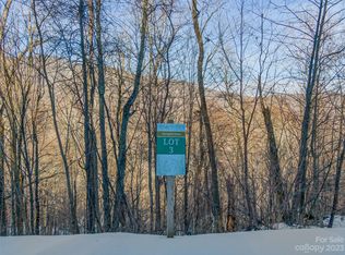 3 Mountain Gait Dr, Mars Hill, NC 28754