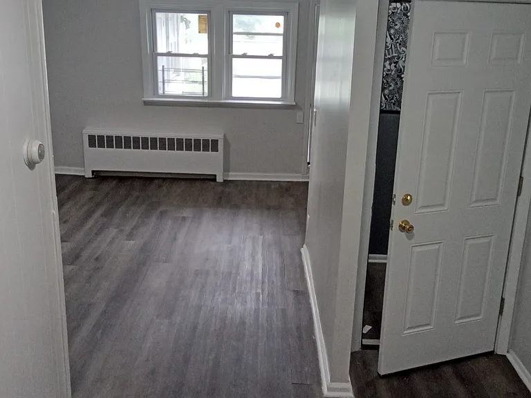80 Sedgwick Ave #1 — Photo 7