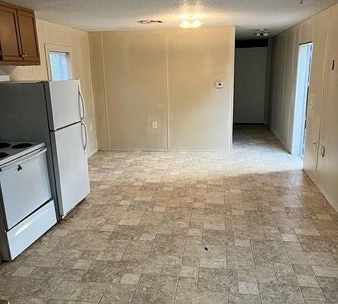 3rd image of 7587 Old Saint Augustine Rd