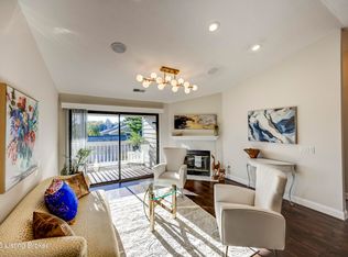 421 Creason Ct UNIT 207, Louisville, KY 40223