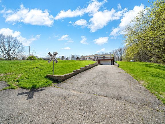 5th image of 10430 Coon Hill Rd