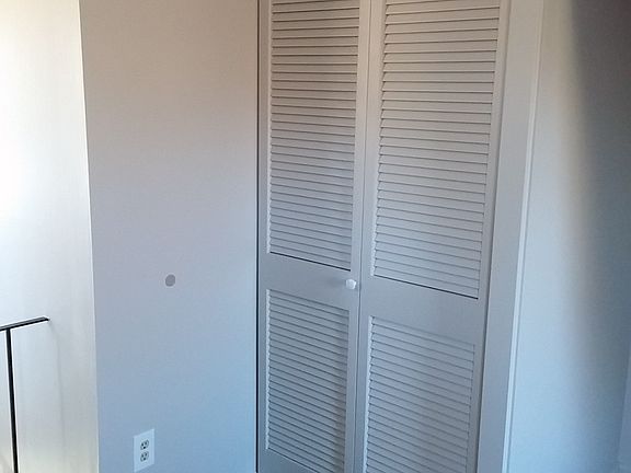 3rd image of 19 Milk St #A