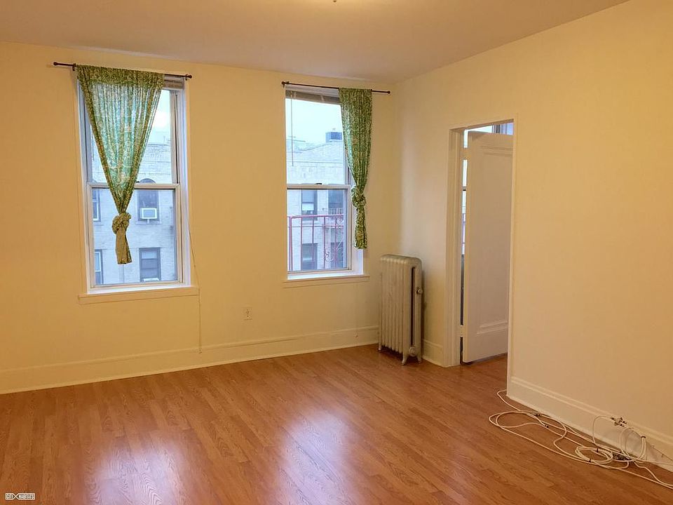 1st image of 3139 35th St APT 5