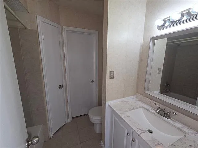 2038 Dickory Ave #2A — Photo 12