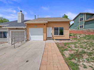 5232 Solar Ridge Dr, Colorado Springs, CO 80917