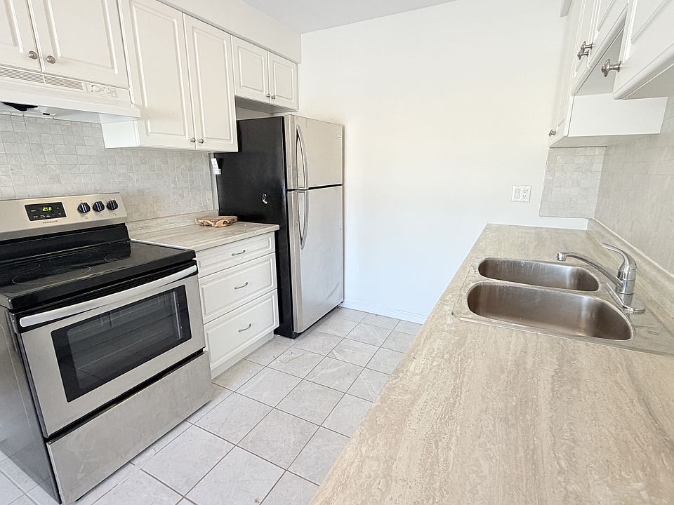 1st image of 205 Fane St #11A