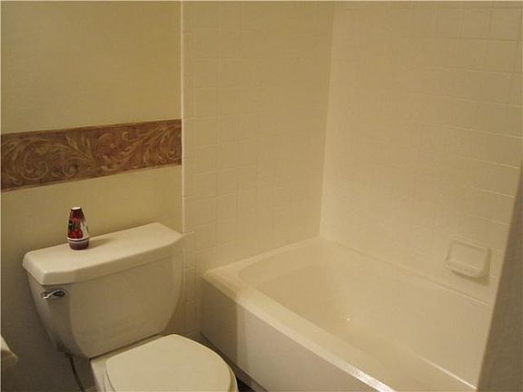 5th image of 3220 Cherry Lake Ln