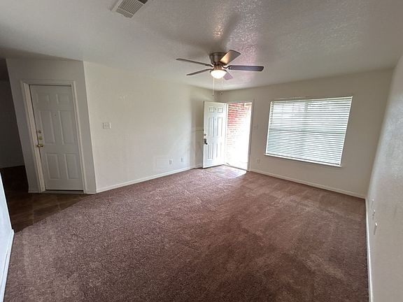 3rd image of 308 Cedar Ridge Dr