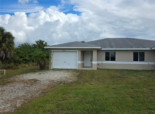 2502 Park Rd, Lehigh Acres, FL 33971