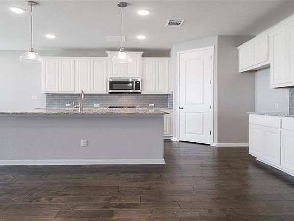 3rd image of 2248 Vanessa Cay Ln