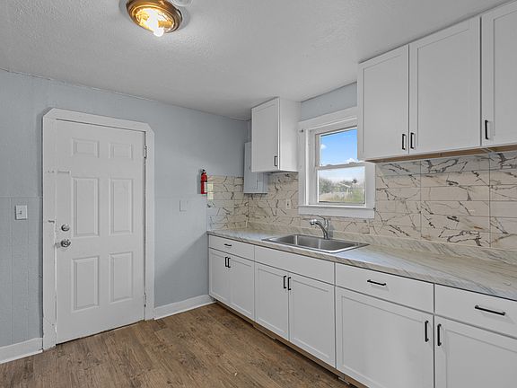 2nd image of 3950 14th St #2