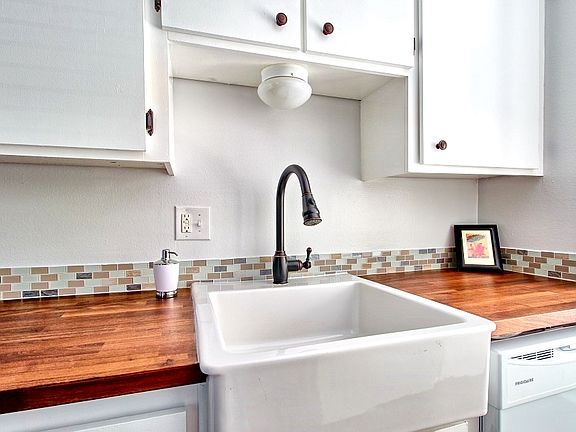5th image of 5620 200th St SW APT A202