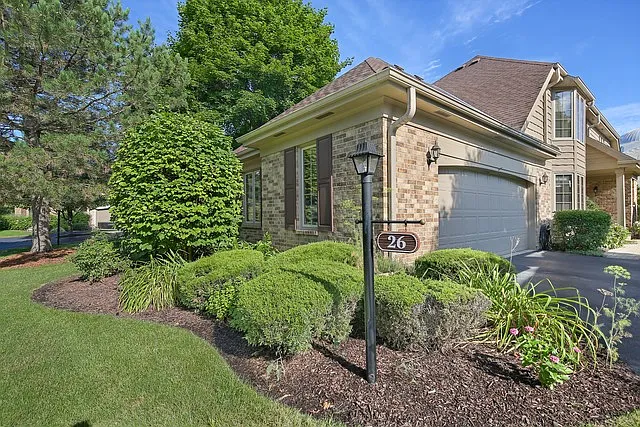 26 Pine Tree Ln photo 1