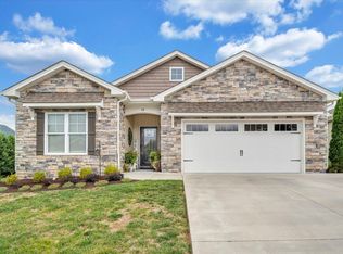 38 Luna Ct, Roanoke, VA 24019