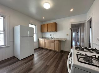 302 Washington St FLOOR 2, Dorchester, MA 02121