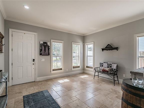5th image of 4011 Southernwood Ct