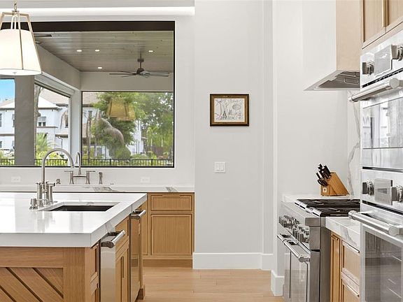 5th image of 1206 Sutter Ave