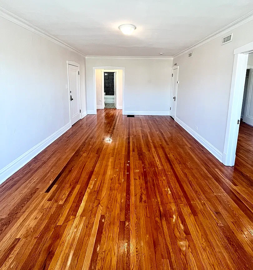 2 bed, 1100 sqft, $1,650 — Photo 3