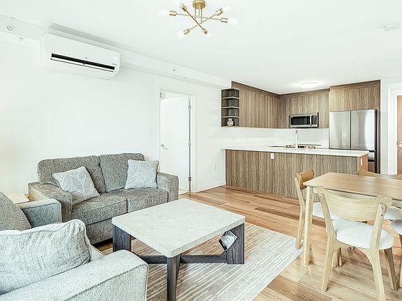 5th image of 1500 Rycroft St #402