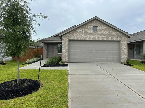 15203 Abella Dr, Montgomery, TX 77316
