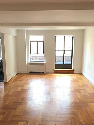 Rented by Solil Management | media 4