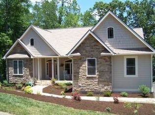 198 New Castle Rd, Brevard, NC 28712