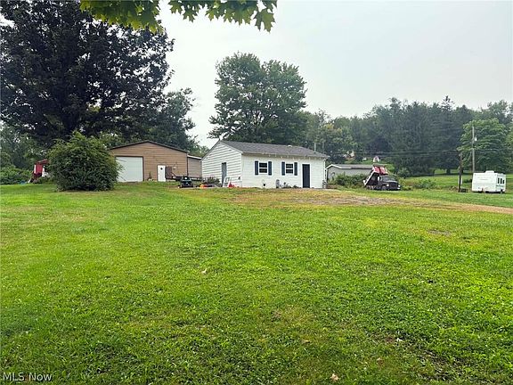 2nd image of 1112 Mick Rd