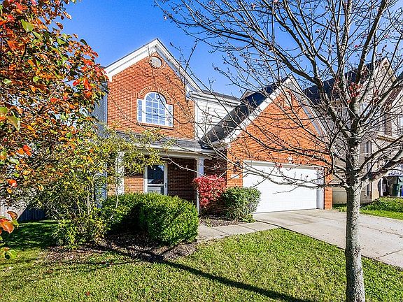3rd image of 2497 Crescenzio Way