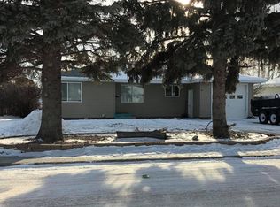 509 Sunnyside Ave, Plentywood, MT 59254