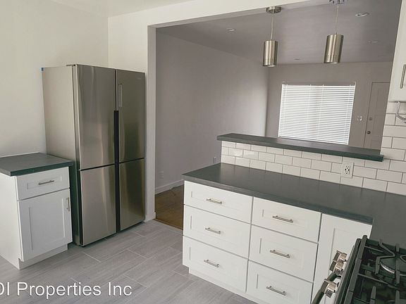 5th image of 2019 Euclid St APT D
