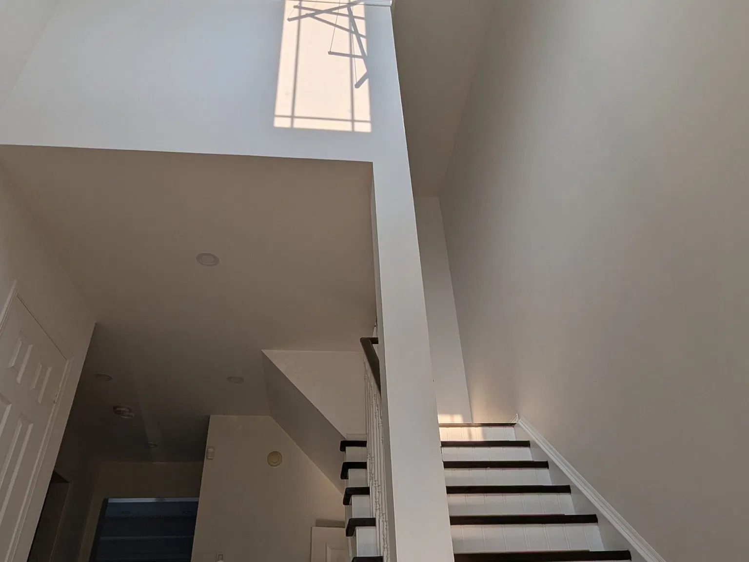 4 bed, $2,900 — Photo 4