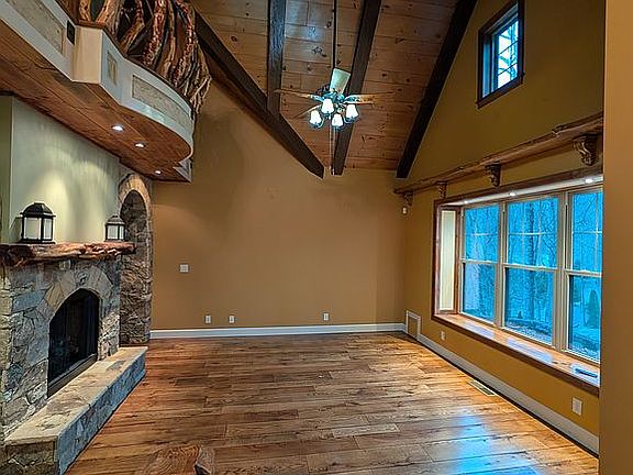 3rd image of 112 Bold Creek Trl