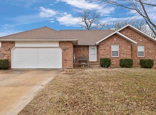 3610 W Village Ter, Springfield, MO 65810