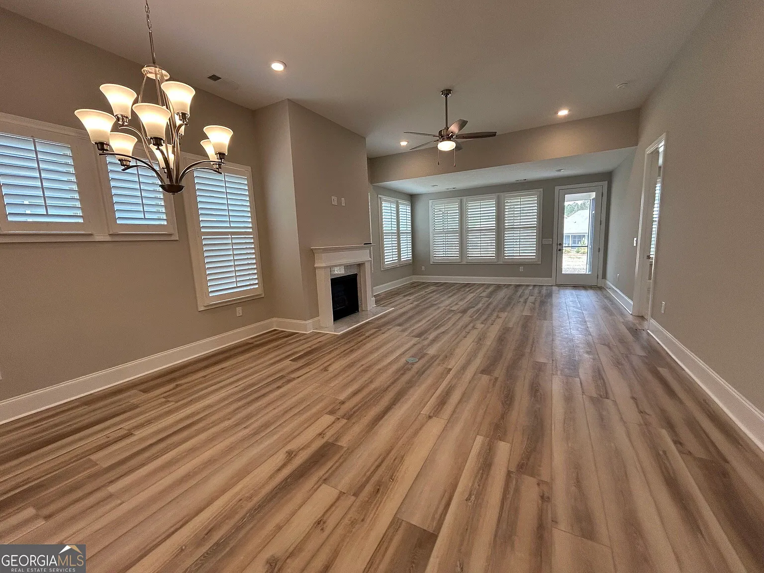 2 bed, 2.0 bath, 1530 sqft, $3,450 — Photo 4
