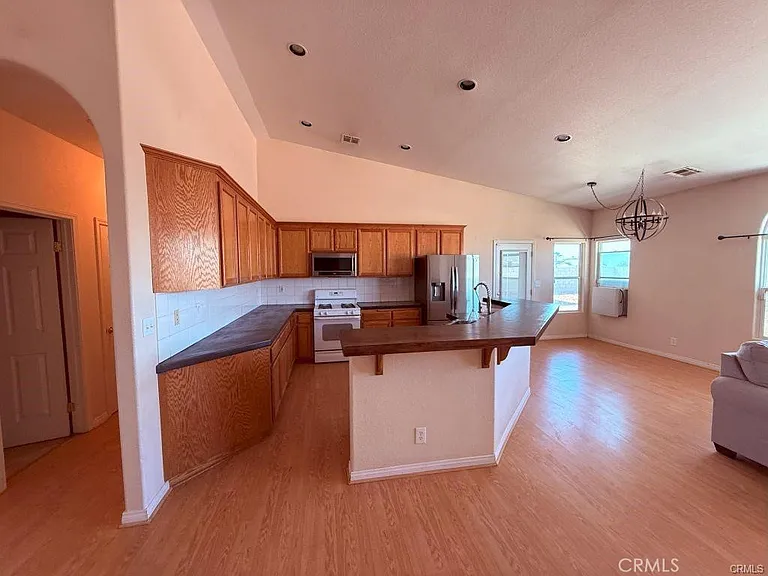 9425 Evelyn Ave — Photo 10