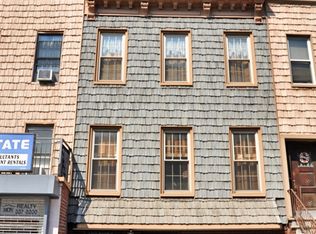 565 Lorimer St, Brooklyn, NY 11211