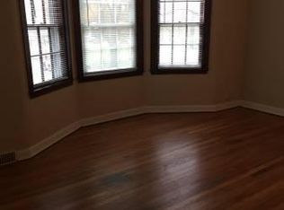 6021 Walnut Hill Dr, Des Moines, IA 50312