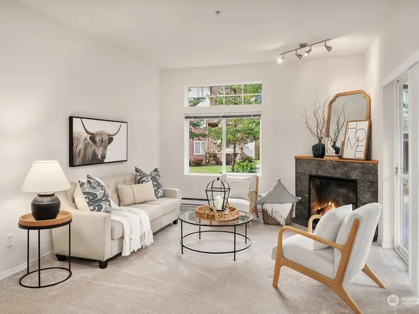 15325 SE 155th Place #L8, Renton, WA 98058