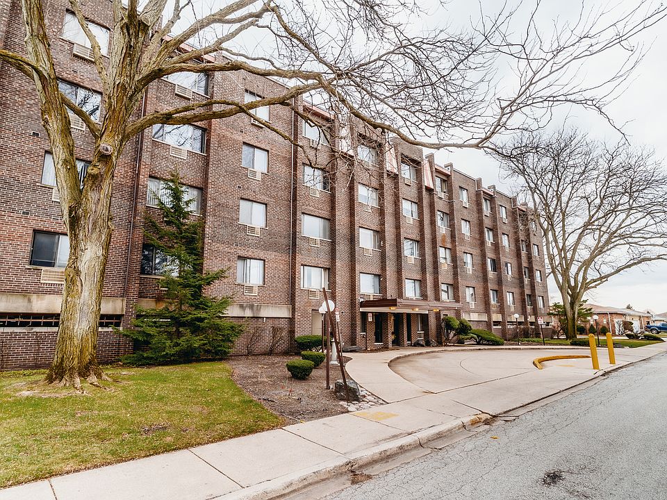 1st image of 8455 W Leland Ave Unit 201