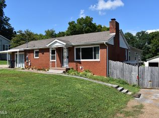 5608 Kentwood Rd, Knoxville, TN 37912