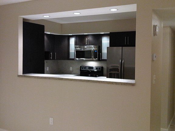 2nd image of 2851 NE 183rd St APT 1704