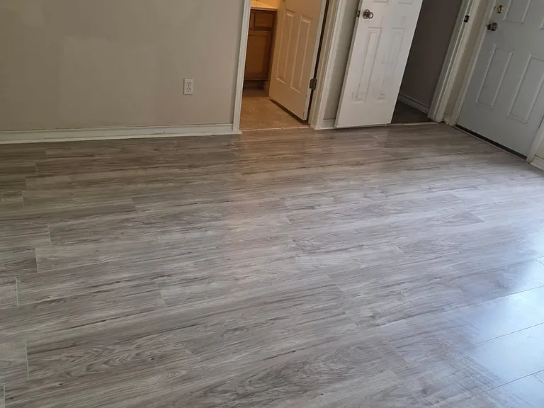 1000 N Brents Ave — Photo 18