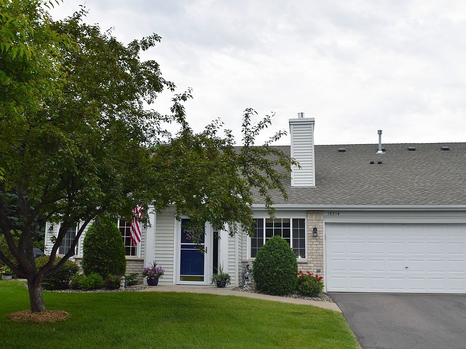 1st image of 15214 Greenhaven Way