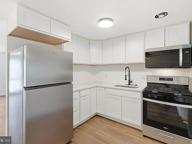 6741 Kincheloe Ave — Photo 12