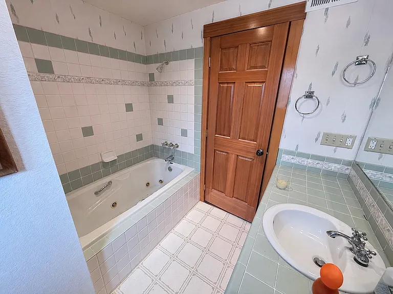 1935 Matthews Loop S — Photo 21