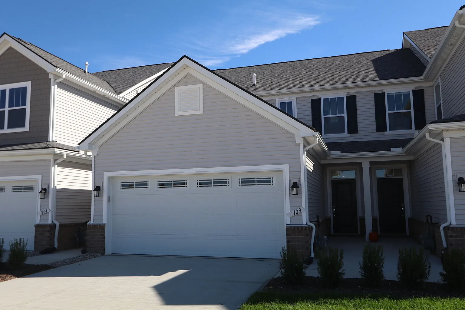 1103 Saltsprings Dr photo 1
