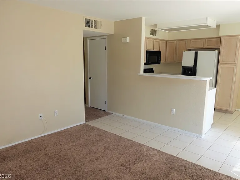 3131 Key Largo Dr #101 — Photo 2