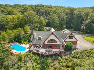 38 Long Hill Rd, Hopewell Junction, NY 12533