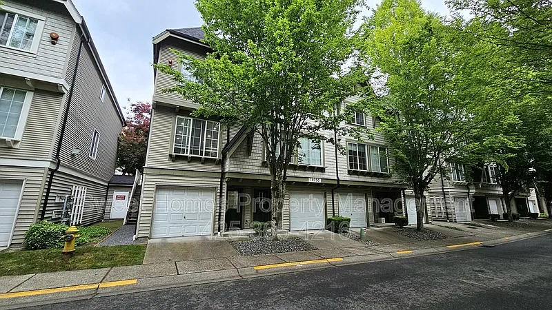 18250 NE 96th Way #101