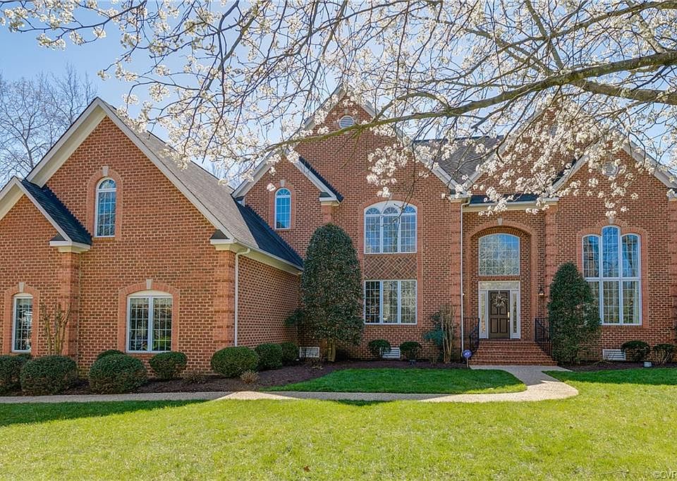 1st image of 10833 Cherry Hill Dr